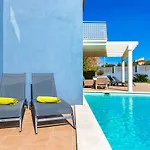 Villa La Primera